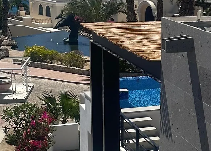 Villa Casa Santos Pedregal *